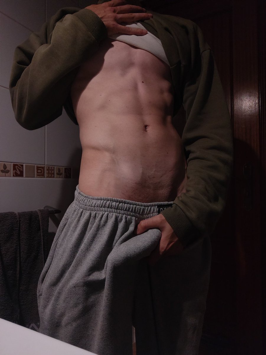 cornielle_13 tweet media