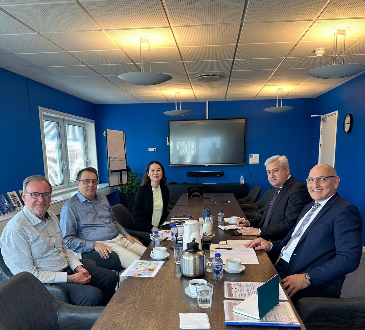 On a working visit to 🇩🇰, Elchin Amirbayov, Representative of 🇦🇿 President on special assignments, met with 🇩🇰 State Secretary for foreign policy Lotte Machon, Head of foreign policy department in 🇩🇰 PM’s Office Henrik Winther, Chairperson of the Foreign Affairs Committee in