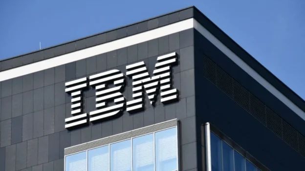 🚨 IBM is cutting 8,000 jobs as AI replaces human roles, with HR hit the hardest.