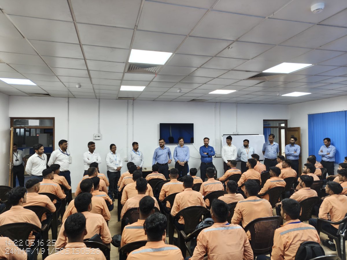 QSS_India's tweet photo. From Learning to Earning – A Success Story in Apprenticeship!

We’re proud to share a major milestone in our apprenticeship-led employability program:

https://t.co/5JYCf1KEeQ 

#Employability #SkillToScale #Apprenticeship #SkillingIndia #FutureOfWork #Outplacement  #jobs https://t.co/QDAXikUiws