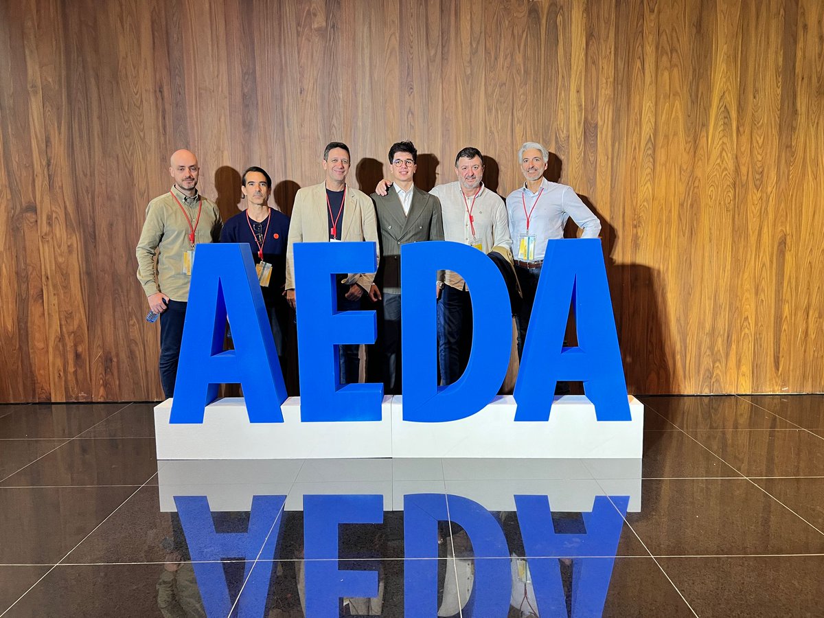 Felices de haber participado en el XX Congreso de la Asociación Española de Audiología, enfocado este año a la relación entre Audición y Deterioro Cognitivo.

Próximamente hablaremos en la radio sobre estos temas y muchos más. Os lo haremos saber por aquí.
<a href="/AEDA_audiologia/">Asociación Española de Audiología</a>