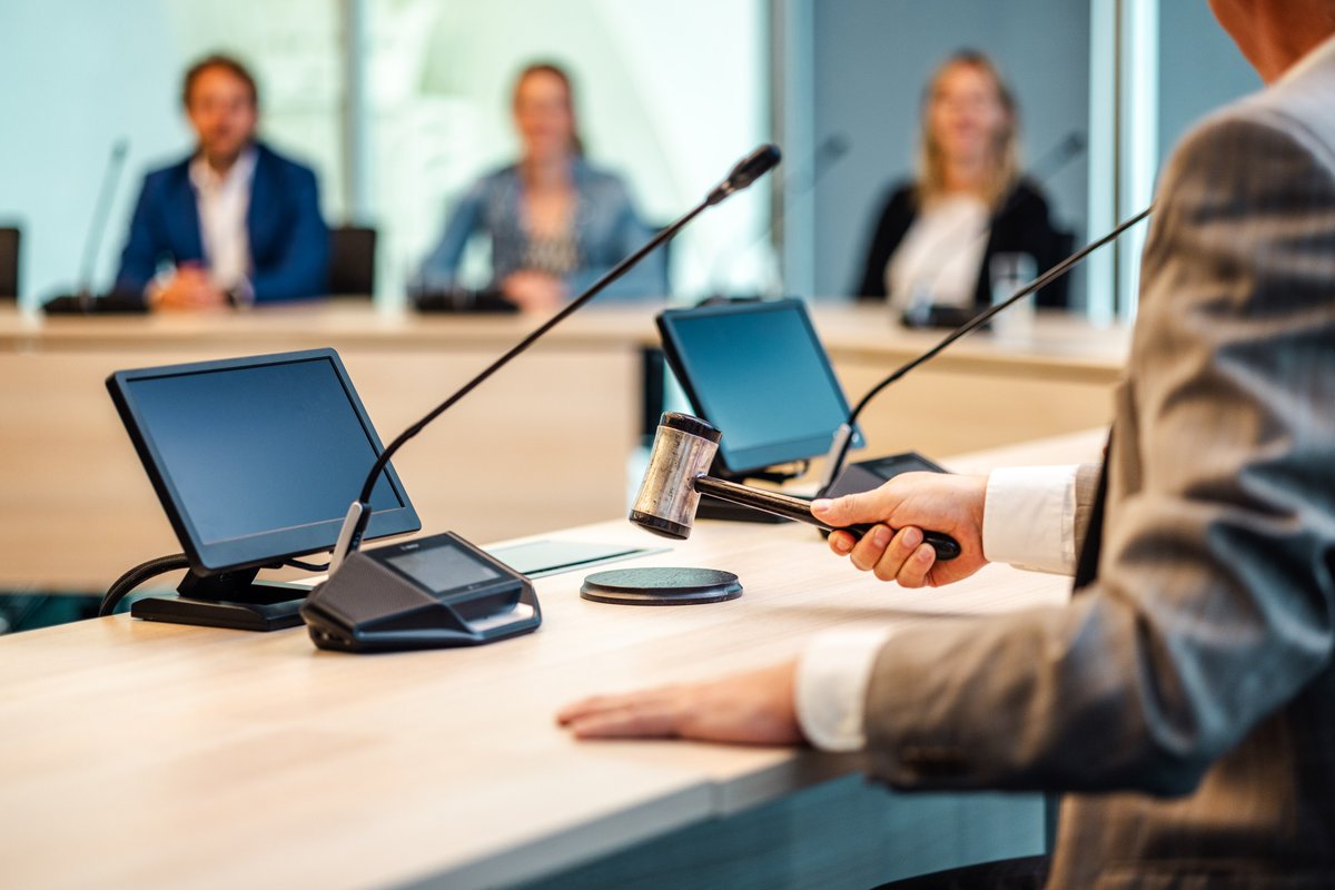 Vanavond staat de openbare Verenigde Vergadering gepland. Met o.a. de jaarstukken 2024 op de agenda. Je bent van harte welkom! 
⏰ Tijd: 19.00 - 21.30 uur
📍 Locatie: Handelsweg 100, Ridderkerk
➡️ De agenda, stukken en link naar de livestream: bit.ly/3SlyqxV