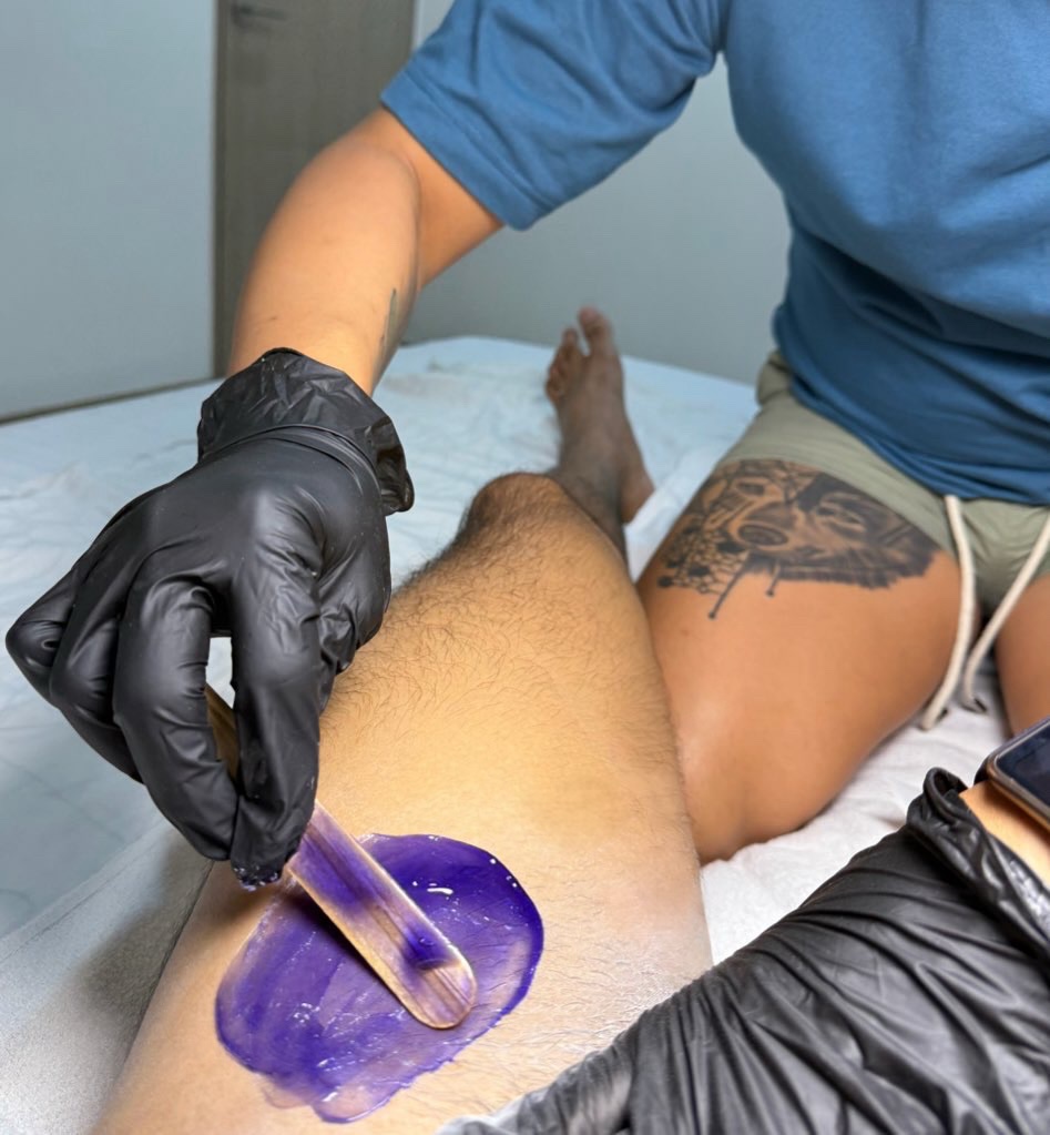 Dan Robredo (@dantastic199x) on Twitter photo Nag pa wax ulit kay <a href="/matteuz2019/">Matteuz Bi-Wax Pampanga</a> Smooth ulit sa feeling, galing talaga gumawa. 🥰 Nag pa wax ulit kay <a href="/matteuz2019/">Matteuz Bi-Wax Pampanga</a> Smooth ulit sa feeling, galing talaga gumawa. 🥰
