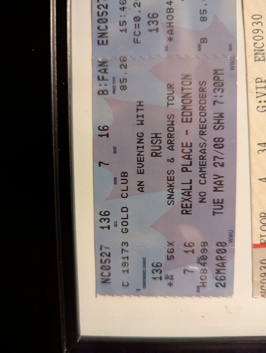 Spi2ll2ioS tweet media