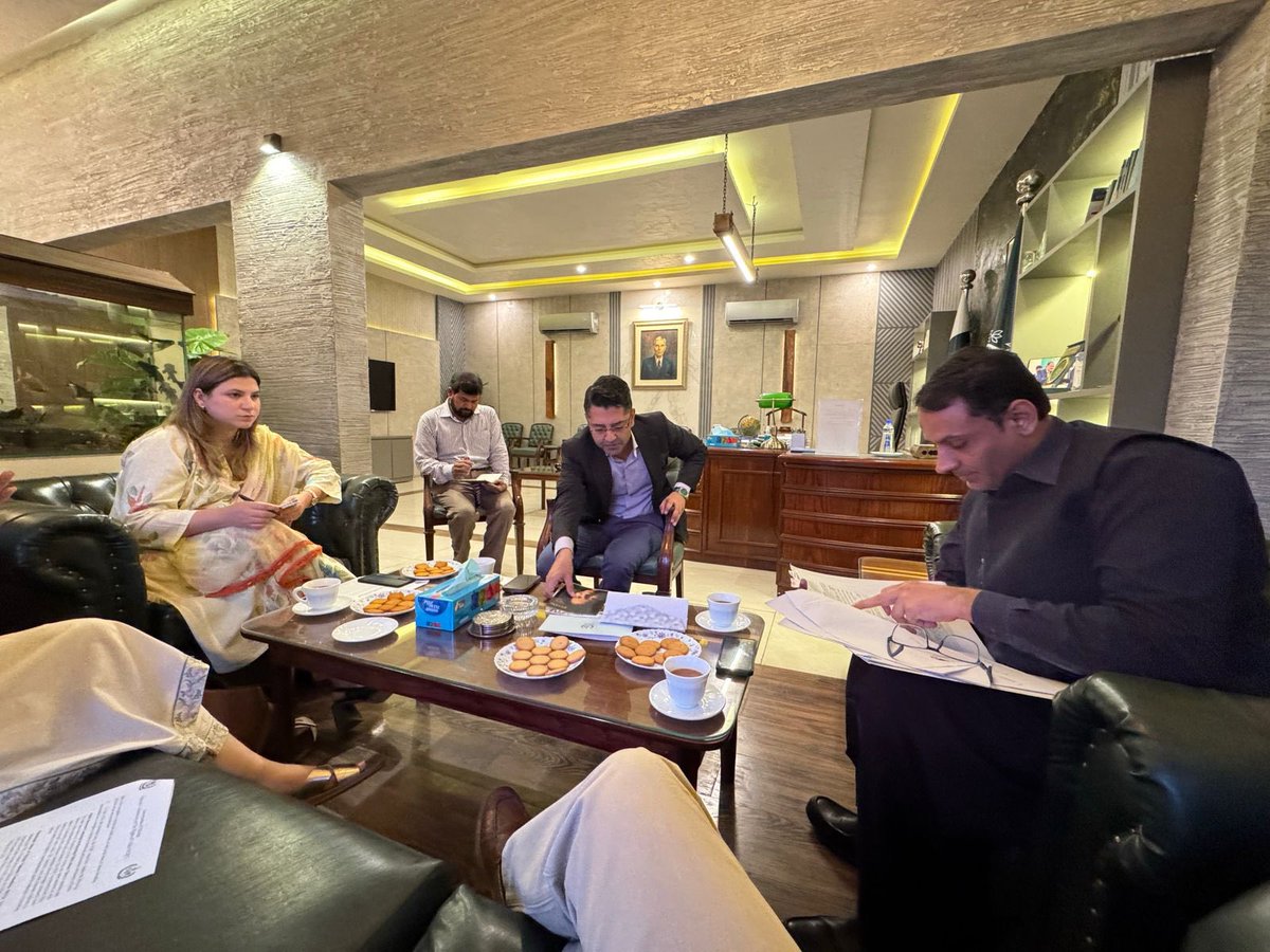 A delegation from the <a href="/NCRC_Pakistan/">National Commission on The Rights of Child (NCRC)</a> led by <a href="/PirbhuSatyani/">Pirbhu Satyani</a> , Member Sindh/Minorities, and Nadia Bibi,Member Khyber Pakhtunkhwa, met with Additional Deputy Commissioner Karachi Central, Mr. Asim Abbasi, to discuss the implementation of the Sindh Bonded Labour System (Abolition)