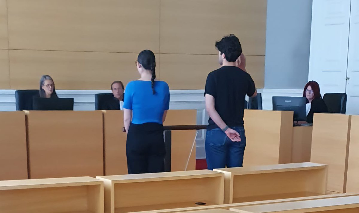 Ce jour prestation de serment de Théo B. nouvel attaché de justice et et de Elise P., nouvelle assistante de justice pour @tjdechambery.
L'équipe autour des magistrats se renforce !
#communautedetravail
#justice