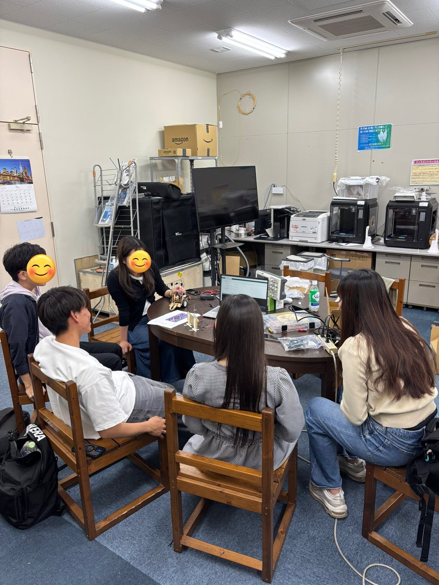 新入生が電装体験中です！
#同志社大学 
#DERCロケット
#DERC_R_project