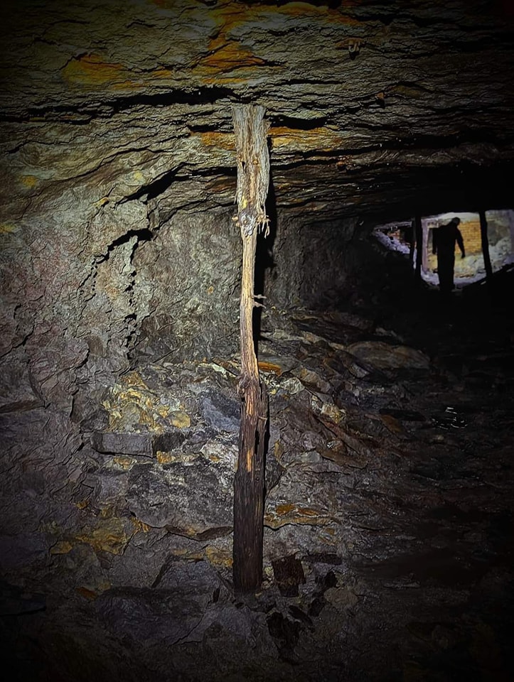 The Kalengwa #Copper Deposit, #Zambia was discovered in 1963, and production commenced in 1969.

The deposit was discovered by drill testing a coincident copper-in-soil anomaly and gravity anomaly.

#mining #exploration #TYM #Zambia #Copper #AIM