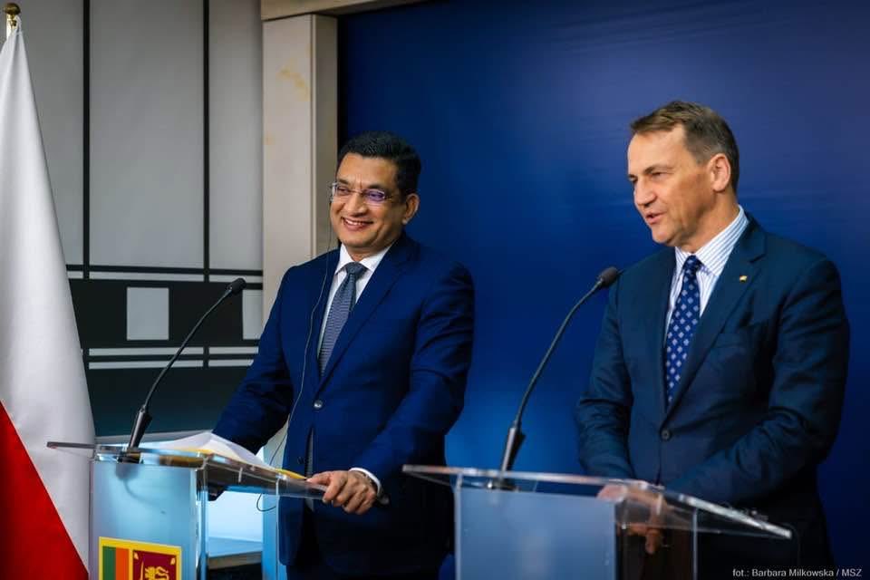 Welcome to Sri Lanka 🇱🇰 
Hon. Minister of Foreign Affairs of Poland 🇵🇱
