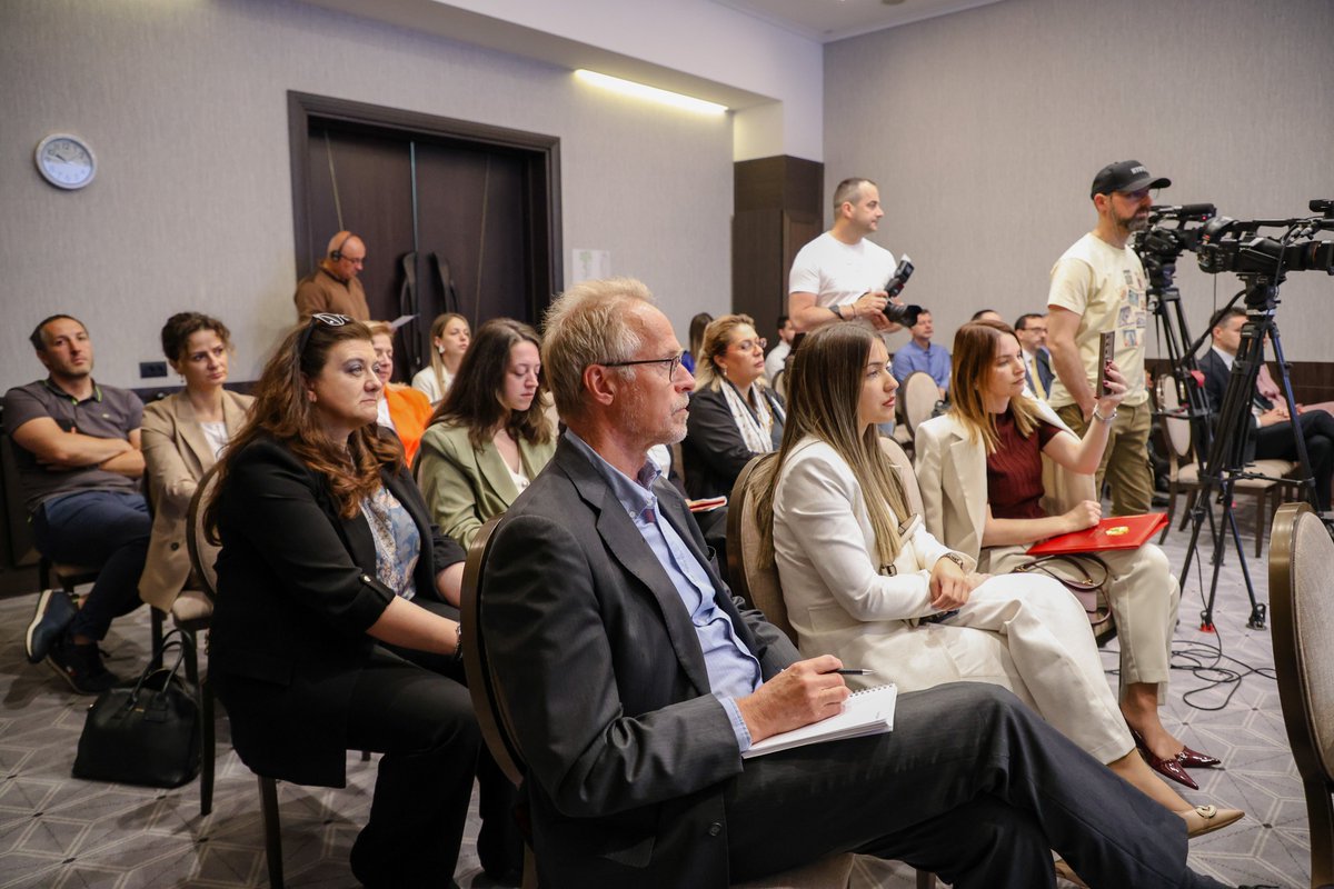 Remo_Zakaria's tweet image. Honoured to join the event “CEI Fund at the @EBRD  – Operations in Montenegro.” 🇮🇹🇲🇪
Since 2006, the Italy-funded CEI Fund supported 92 projects in 🇲🇪 worth €9m. The event was opened by Amb. Marsella, Min. Fabrizi, Min. Šahmanović  &amp;amp; Min. Adžović.