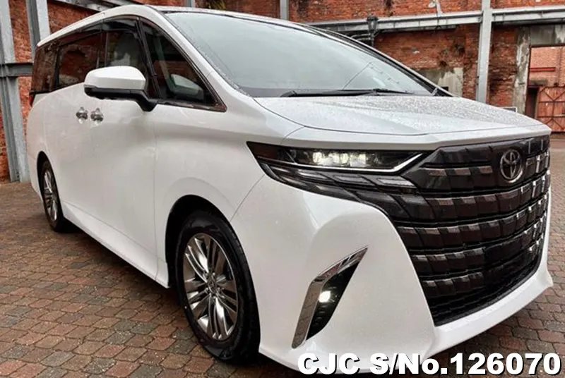 Car_Junction's tweet photo. 2025 Toyota Alphard – Elegance Redefined!

Engine: 2.5L Petrol
Transmission: Automatic

WhatsApp : https://t.co/YgGz8rx71H
Visit : https://t.co/k4hHO217IQ

#ToyotaAlphard2025 #LuxuryMPV #CarJunction #ElegantDrive #ComfortAndStyle #PremiumPerformance https://t.co/Gp9Lx8Msp1