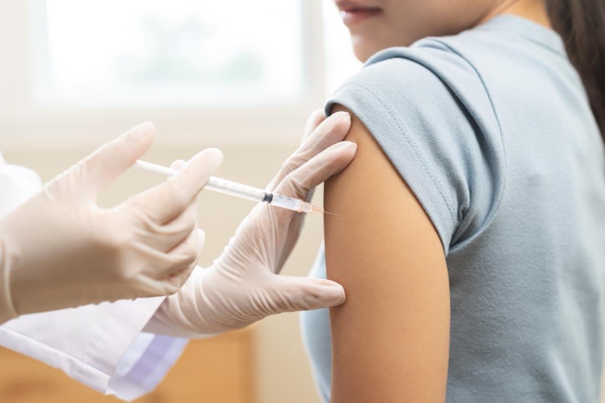 💉 ¿Sabías que el brazo donde te vacunas puede influir en la respuesta inmunitaria de tu cuerpo?

📑 Un reciente estudio hecho por investigadores australianos y publicado en la revista Cell lo confirma.

🔎 Descubre los resultados de esta investigación: bit.ly/3HshW4B
