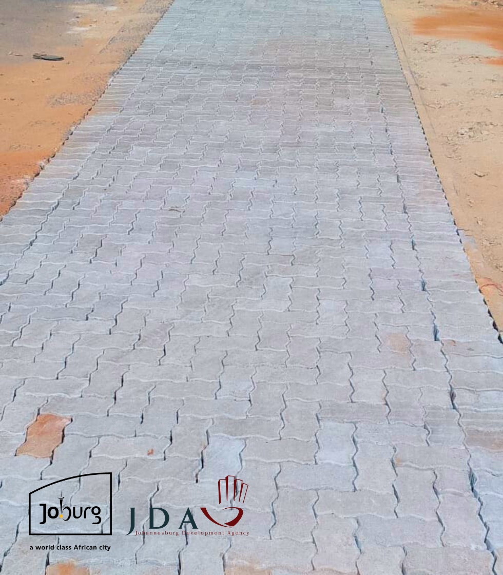 Johannesburg Development Agency (@jda_joburg) on Twitter photo 🚧 Tshepisong Non-Motorised Transport Project on Track🚶♀️🚲
The @JDA_Joburg (JDA), on behalf of the <a href="/CityofJoburgZA/">City of Joburg</a>'s Transport Department, is making major strides in delivering safer, more accessible streets for the people of Tshepisong.
Now at 85% completion, the Non-Motorised 🚧 Tshepisong Non-Motorised Transport Project on Track🚶♀️🚲
The @JDA_Joburg (JDA), on behalf of the <a href="/CityofJoburgZA/">City of Joburg</a>'s Transport Department, is making major strides in delivering safer, more accessible streets for the people of Tshepisong.
Now at 85% completion, the Non-Motorised