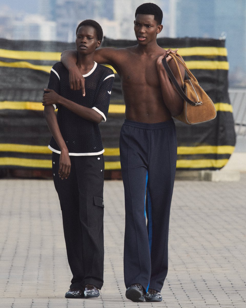 adidasoriginals's tweet image. Depicting life at a crossroads, the SS25 adidas Originals by Wales Bonner campaign celebrates the inherent facets of port towns – here city streets intersect with the coastal breeze, juxtaposing the raw, vibrant pulse of urban spaces with the calm, expansive feel of open…