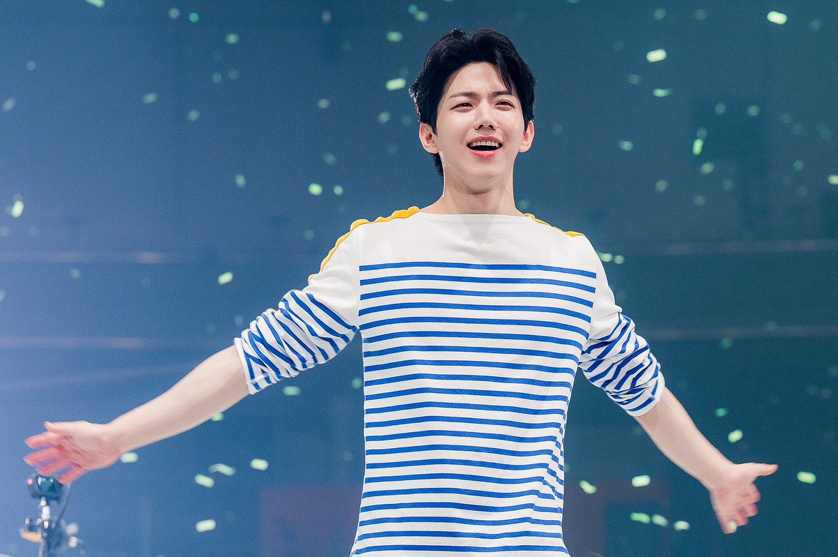 gamzada_'s tweet photo. 250509 포에버영 피날레 #도운

사랑은 언제나 눈에 보여😌 https://t.co/oJkugV5ZWM