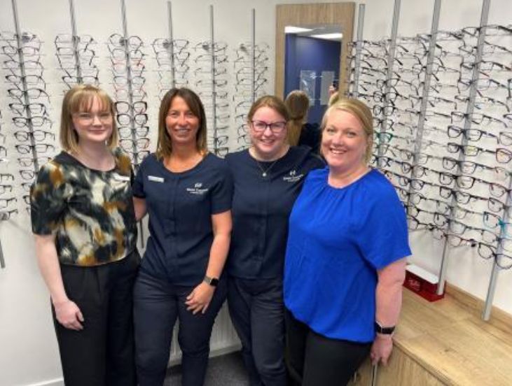 Mauchline's Shaw #Eye Care excited for future following refurb cumnockchronicle.com/news/25174322.…