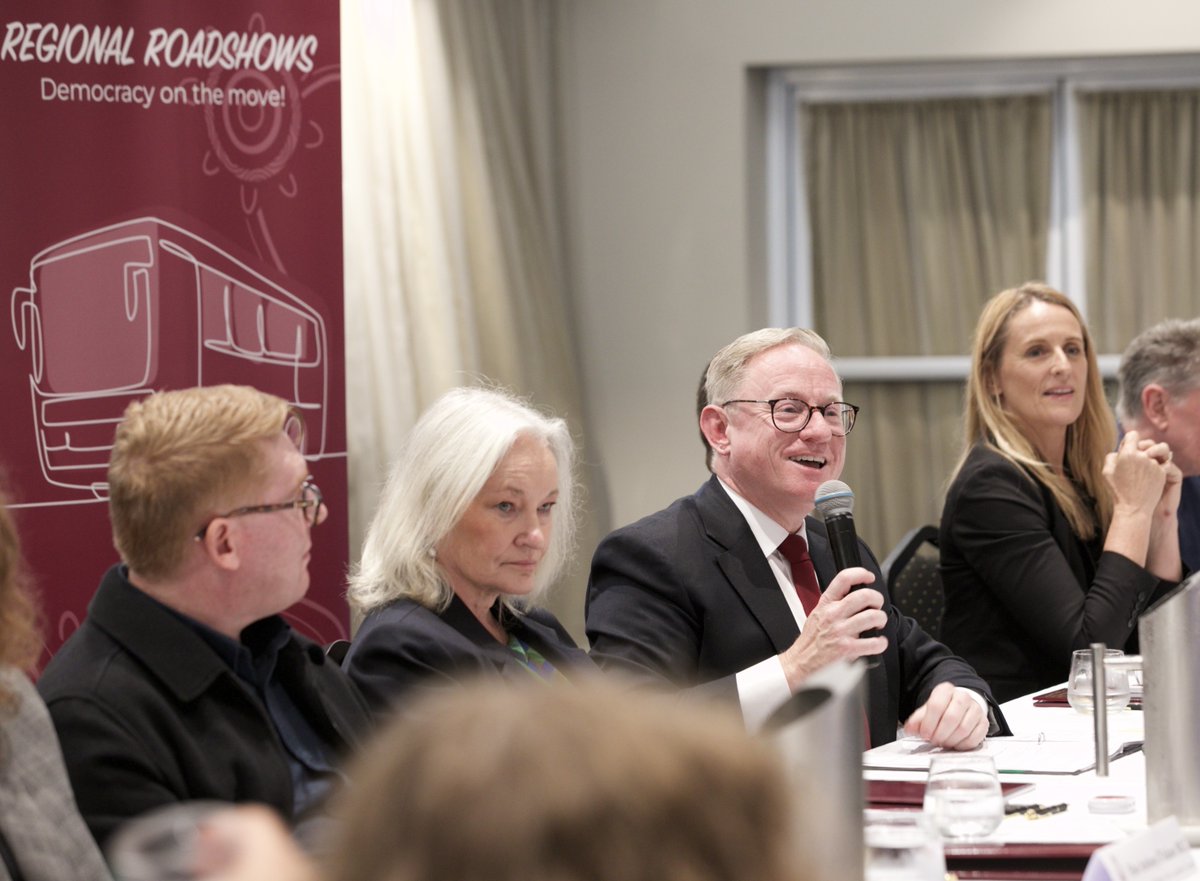 Tamworth Youth Forum ⭐️

What a privilege it was last week to be in a room with over 40 incredibly inspiring students from across the New England region who came to the NSW Parliament’s youth forum for Tamworth 🎸