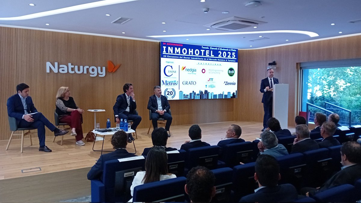 CESINE Formación & Jornadas (@cesineeditorial) on Twitter photo Miguel Sanz, director general de <a href="/Turespana_/">Turespaña Oficial</a> destaca en #INMOHOTEL2025 que España tienes la mejor infraestructura hotelera del mundo. Y la tiene porque España es uno de los primeros receptores del mundo en inversión hotelera. Miguel Sanz, director general de <a href="/Turespana_/">Turespaña Oficial</a> destaca en #INMOHOTEL2025 que España tienes la mejor infraestructura hotelera del mundo. Y la tiene porque España es uno de los primeros receptores del mundo en inversión hotelera.