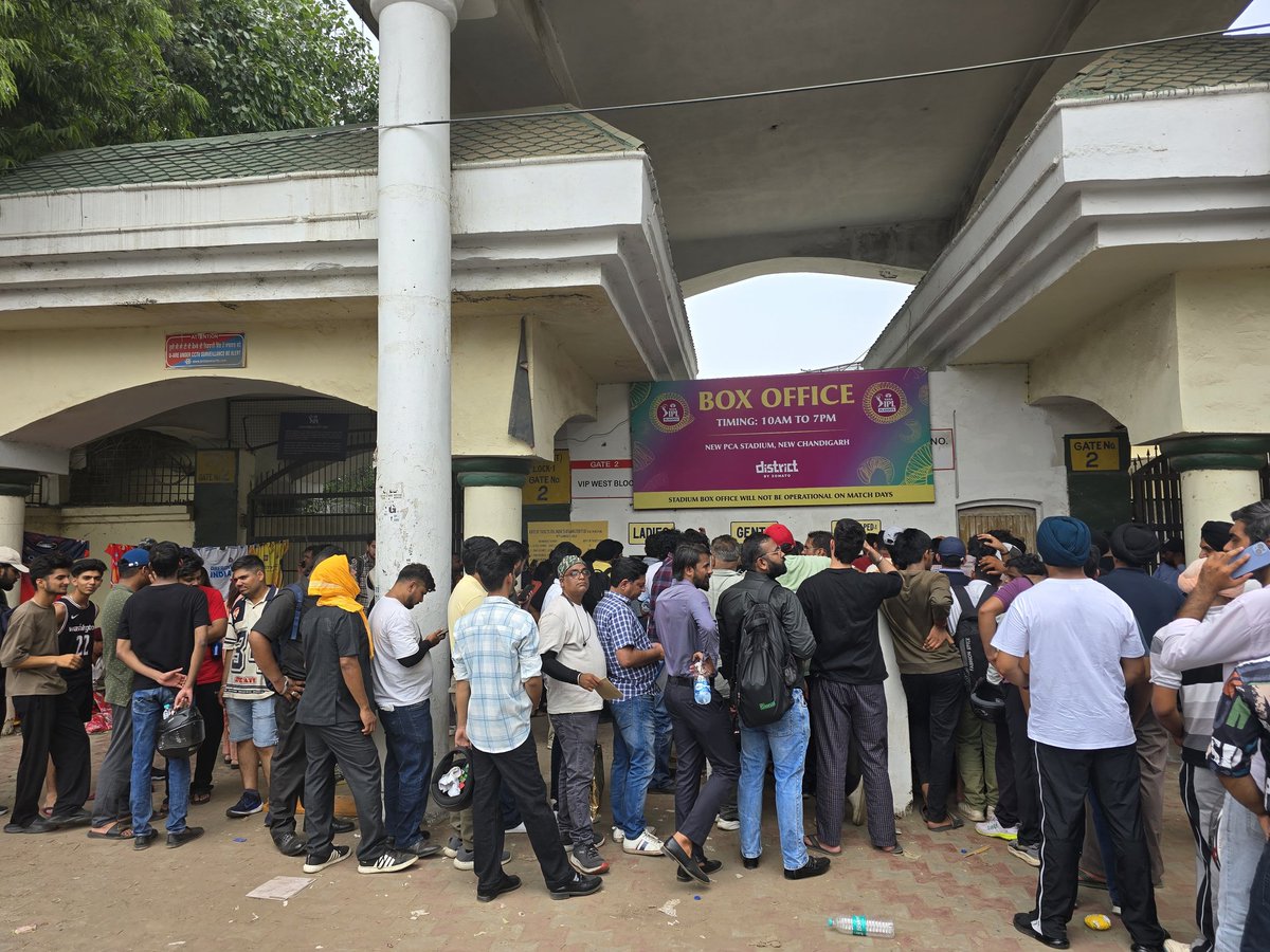 tarora238's tweet photo. @lifeindistrict please increase the counters in Mohali. 2 matches in 2 days, roughly 60k people for tickets. And only 2 slots that too at 1 central location in the old stadium. Atleast open temporary box offices. Been standing for 4 hrs and still will take more than 2 hrs. https://t.co/7S3jywmE97