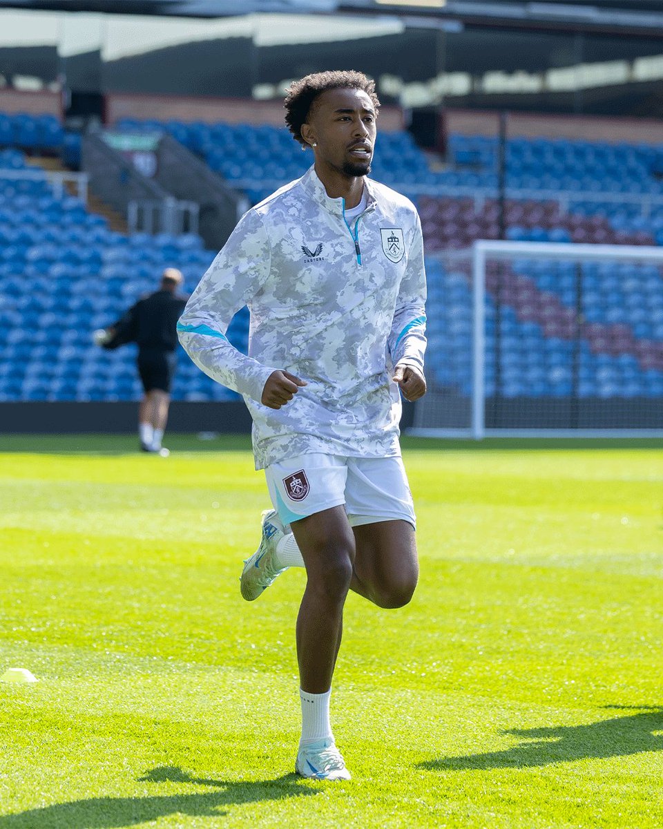 Burnley FC tweet media