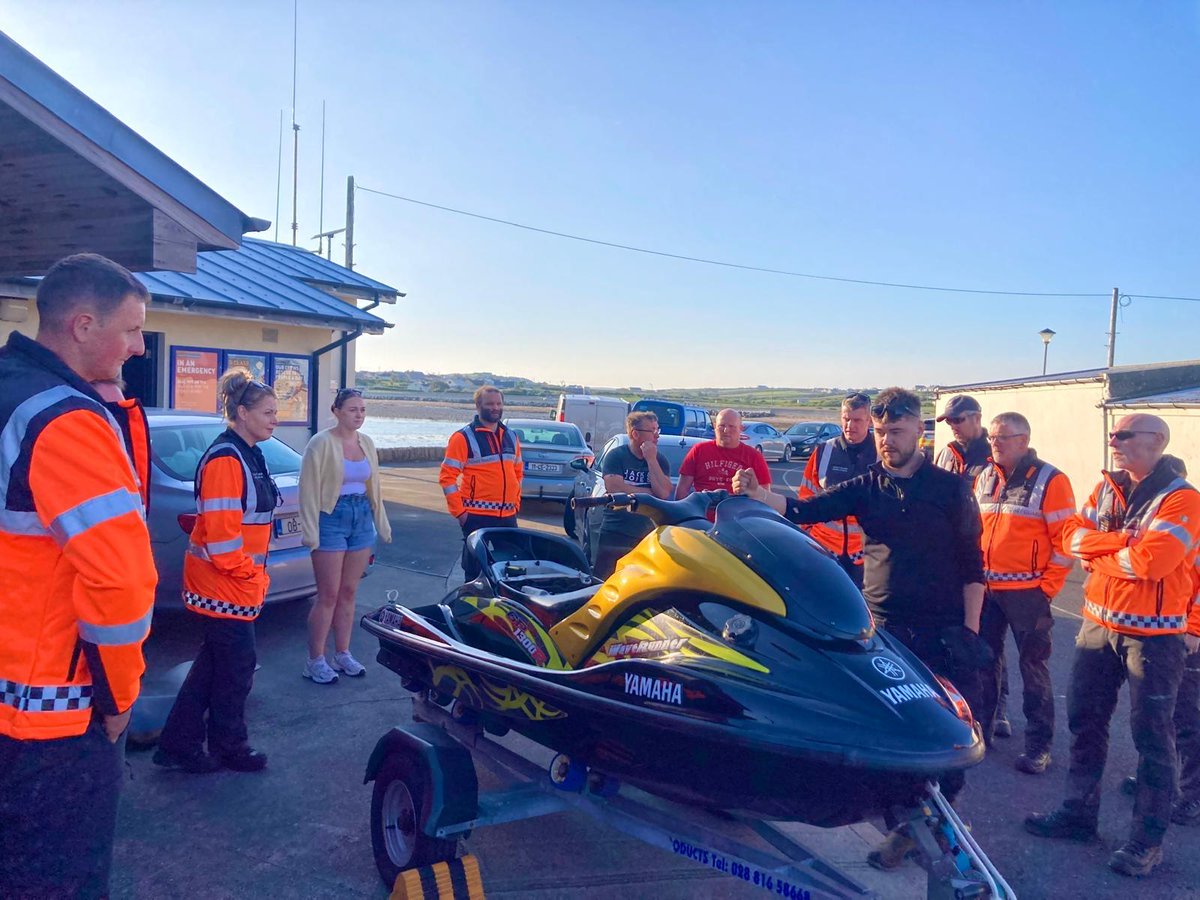 On Tuesday 20th May, the Irish Coast Guard and @Ballyglass RNLI came together for a vital joint exercise at Ballyglass RNLI Station. 

The session included toolbox demonstrations for jet skis, wind surfing, and kite surfing, ensuring crews are prepared for all rescue scenarios.