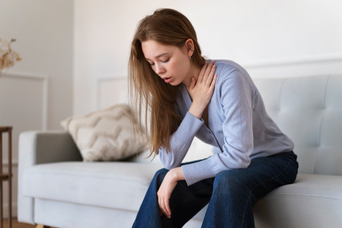 Si sientes un mismo dolor durante más de 12 semanas, se considera crónico. Descubre cómo podemos ayudarte desde nuestra unidad especializada hscor.com/es/cartera-ser…
