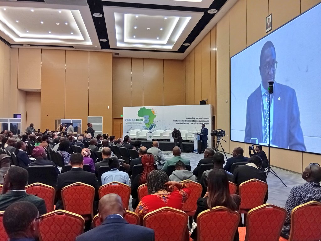 AWFbroadcast's tweet image. #PANAFCON3: @AfDB_Group and African Water Facility dialogue with ministers for #water and #sanitation in #Africa. The conversation will inform the development of the Bank's Water Supply & Sanitation Action Plan for 2026-2030 and African Water Facility Strategy for the same period