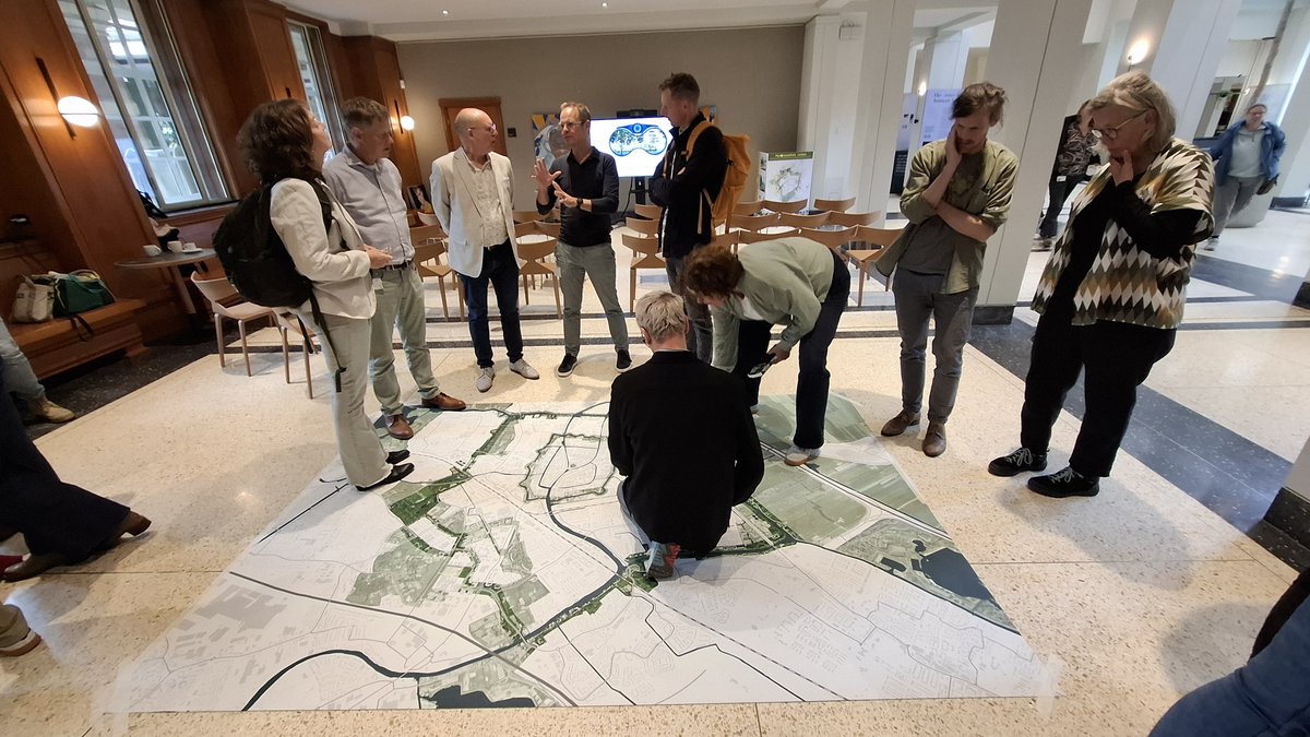 Gisteren organiseerden we een inspirerende kick-off voor de medewerkers van Gemeente Leiden. Tijdens deze sessie presenteerden we de plannen voor PanoramaPark – de tweede groene ring rondom de stad. 🌿💪🏼

Meer weten ? Neem contact met ons op!
📲 innobeweeglab.nl/contact/