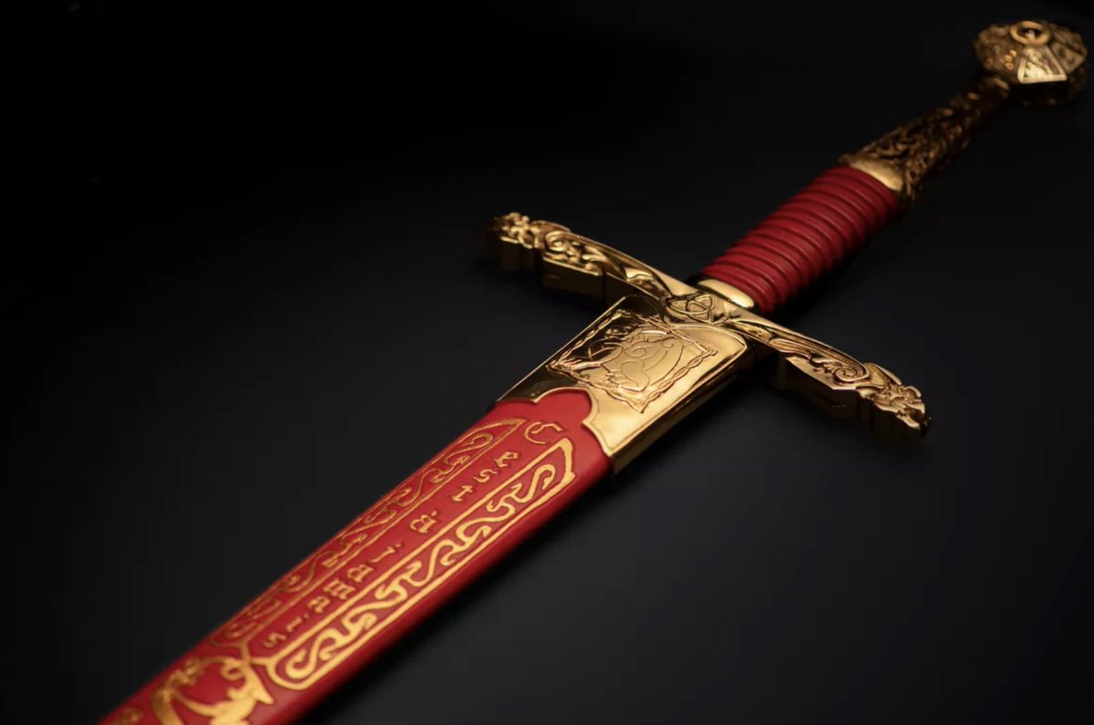🇫🇷🗺️⚔️ FLASH | Le Puy du Fou lance une chasse au trésor ouverte à tous à travers 6 pays. Le jeu de piste, nommé Exkalibur, est composé de 12 énigmes devant mener au trésor : une épée recouverte d’or et de pierres précieuses, d’une valeur estimée à près de 250 000 €.

👉 Pour