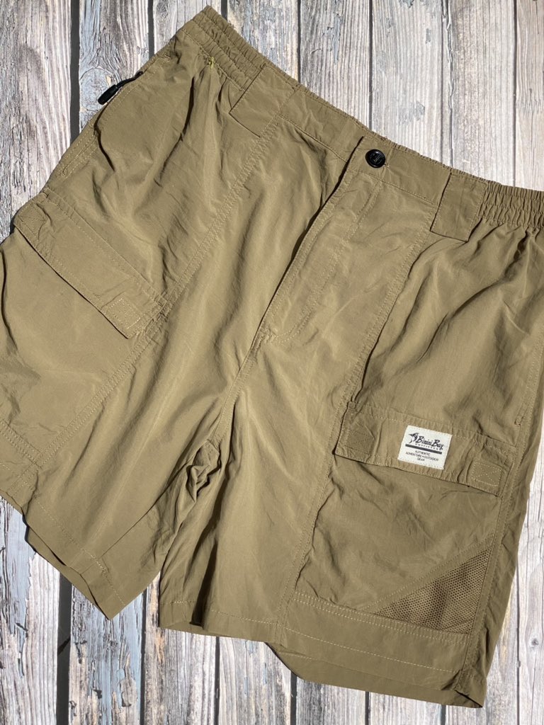 ceraliza's tweet image. I sell cute asf shorts for both male and female at 7k flat price. Sizes ranges from small-2xl.
Location: Lagos
WhatsApp to order: wa.me/2348061304200