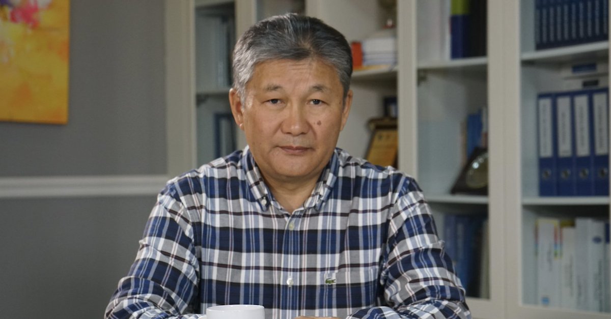 Jargal Dambadarjaa (@jargal_defacto) on Twitter photo Өнөөдрийн дефакто ярилцлагын зочин: <a href="/shbaatar/">Shirchin Baatar</a> Ширчингийн Баатар, АНУ-ын Allstate даатгалын корпорацийн програм хангамжийн ахлах зөвлөх инженер
Сэдэв:
1. 6 жилийн дотор Монголд ямар өөрчлөлтүүд гарсан байна?
2. Сошиал орчин дах сөрөг зүйлээс өөрийгөө хэрхэн хамгаалах вэ?
3. Өнөөдрийн дефакто ярилцлагын зочин: <a href="/shbaatar/">Shirchin Baatar</a> Ширчингийн Баатар, АНУ-ын Allstate даатгалын корпорацийн програм хангамжийн ахлах зөвлөх инженер
Сэдэв:
1. 6 жилийн дотор Монголд ямар өөрчлөлтүүд гарсан байна?
2. Сошиал орчин дах сөрөг зүйлээс өөрийгөө хэрхэн хамгаалах вэ?
3.