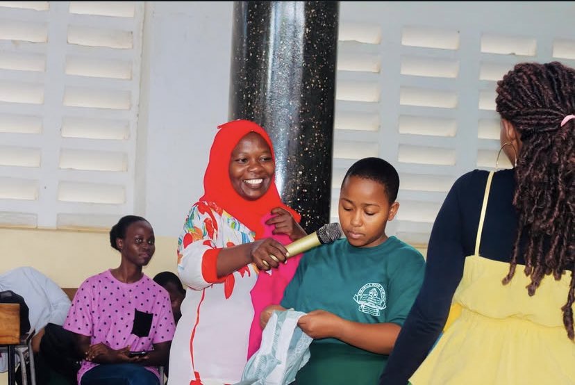 Happy Menstruation Hygiene Day.

Tunapoadhimisha siku hii ya hedhi salama tuendelee kukumbushana kuwa hedhi sio hali ya aibu wala usiri na #HedhiSalama ni haki ya kila msichana na Mwanamke.
Together for a #PeriodFriendlyWorld 
#MHDay2025