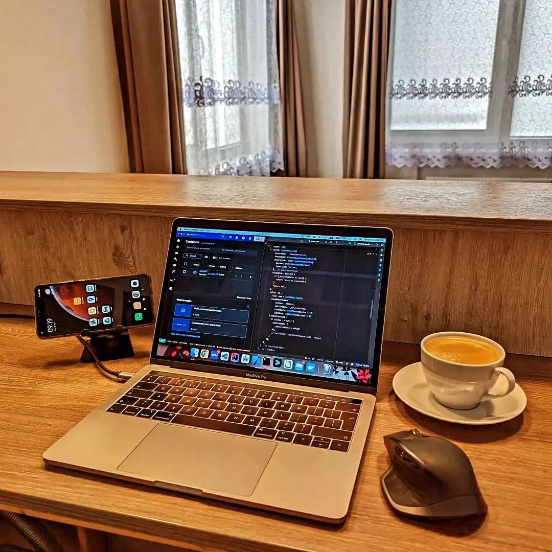 EMan06039826's tweet image. Cursor is the best AI tool that can help programmers with their code 👨💻🚀🤖
#artificialintelligence #ai #codingwithai #machinelearning