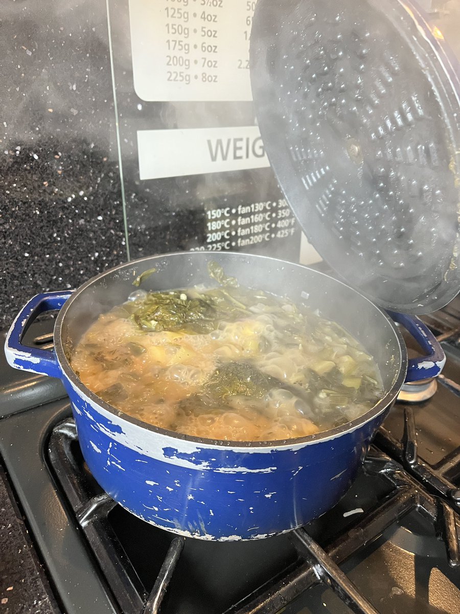 💥 A hearty soup for those cold days that we occasionally get in the UK. This recipe brings together butter beans and spinach for a thick and chunky soup. Enjoy! 😋 

🌟💫 Recipe: vm.tiktok.com/ZNdkP6U4H/

#WilkoCooks #Homemade #Soup #Vegetarian #FYP #TwitterSupperClub