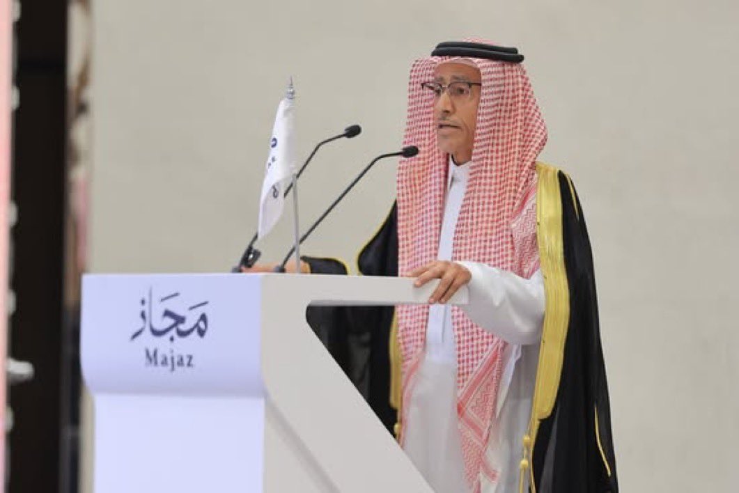 حضرت البارحة " الاحتفاء الثقافي المقام تكريماً لمسيرة الشاعر الصديق الدكتور عبدالله سليم الرشيد " <a href="/absroshaid/">عبدﷲ بن سُلَيْم الرُّشَيْد</a> ، ومما قاله شاعرنا الكبير في " خاتمة المحفل  " :
" أقف في هذه الليلة أمامكم شاكراً ، والشاكر مكافيء ،وليس المكافئ كالمبتدء بالإحسان ، وقد قيل إن المنعم يفضل الشاكر من