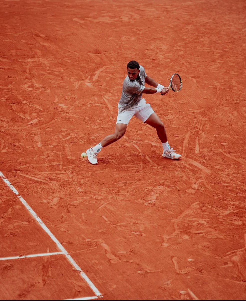 filsupdates's tweet photo. 🎾post of Arthur Fils on instagram;
‘The first ✊🏾letsgo Roland Garros’
#RolandGarros #ArthurFils #Filsupdates https://t.co/kvc91wkcYL