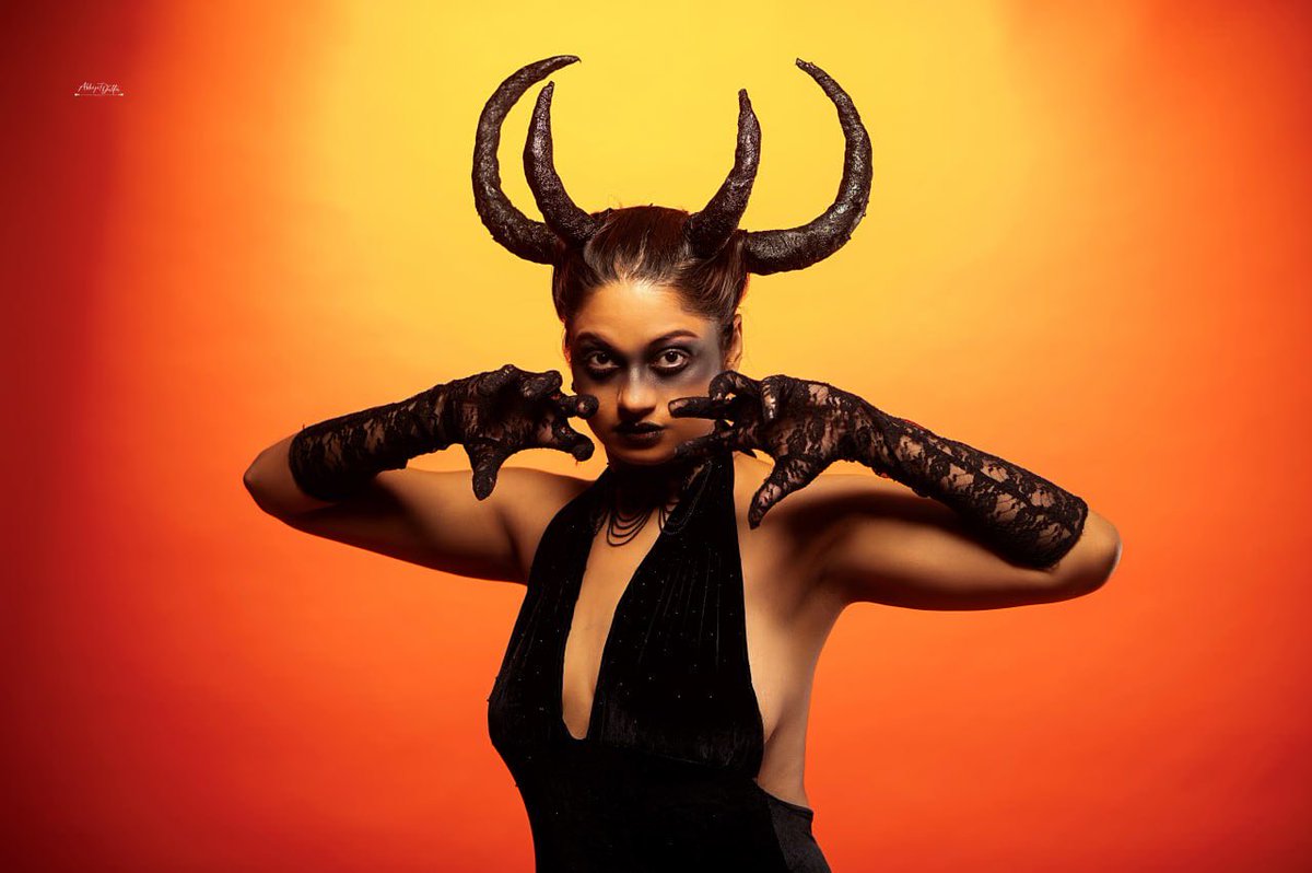 Featuring Model Tanu Sree 
Photography: Abhijit Dutta
Shot At: Photosphere Studio, Kolkata, India
Gear Used: Nikon Z6II • 85 f/1.8
Do support the photographer with a follow in Vero: vero.co/abhijitofficial

#creativeportrait #portrait #portraitphotography #portraits