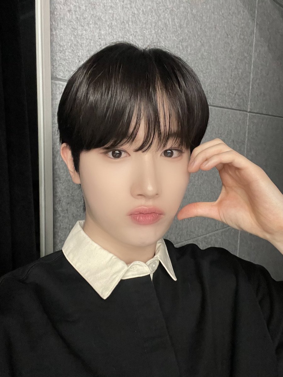 TPST_twt's tweet photo. [#혁] 🫶🫶💋💋 https://t.co/jcUvkmm77t