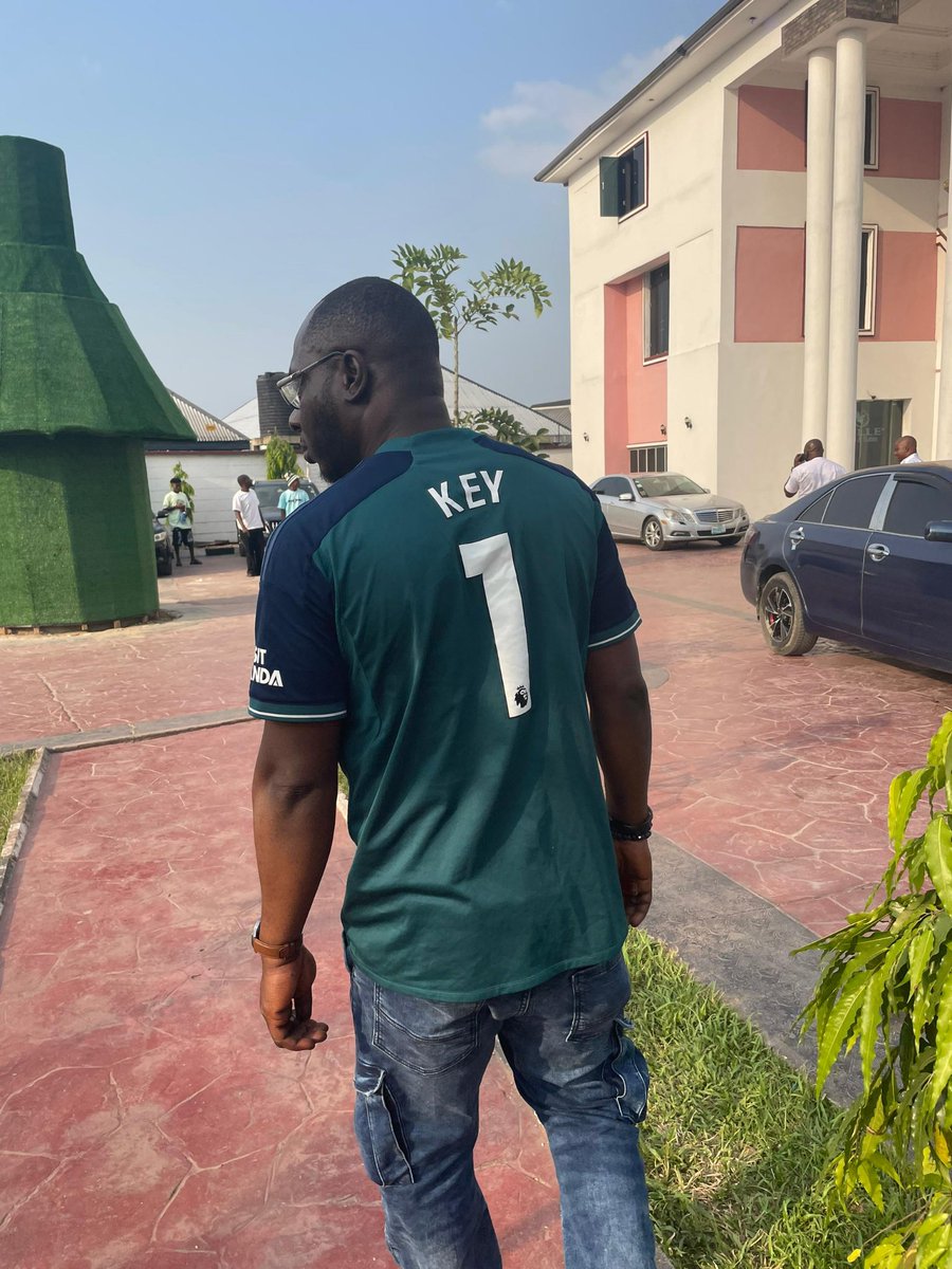 kcinspired1's tweet image. This day am very happy to wish you a happy birthday 🎉🎉🎉 @Gooner4romOrua
A man of great wisdom and impact to the community 
God bless and keep you
The morning noon day and night will favor you
#WorldCommanderDay
#FishermanDay
#SheGetMoney4Two
#SQUAD
#HappyBirthdayFisherman