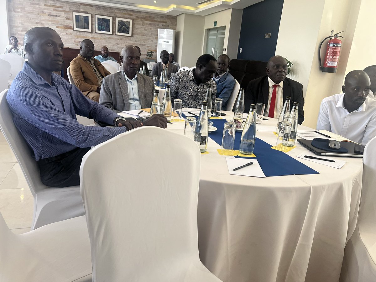 UNBSug's tweet image. *#HappeningNow*

The Uganda National Bureau of Standards (UNBS), in partnership with the Food and Agriculture Organization of the United Nations (FAO-UN) in Uganda @FAOUganda , has convened a stakeholder consultative meeting for the wood industry at Golden Tulip Hotel. 

Mr.…
