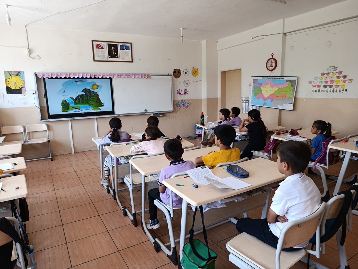 Su Verimliliği Seferberliği Eğitimi kapsamında öğrencilerimize video izlettirildi.
<a href="/suverimliligiTR/">Su Verimliliği Seferberliği</a>
<a href="/ali_eyyupkoca/">Ali Eyyupkoca</a> 
<a href="/klcengiz/">cengiz kılıç</a> 
<a href="/mardinilmem/">Mardin İl Millî Eğitim Müdürlüğü</a> 
<a href="/Dargecit_MEM/">Mardin Dargeçit ilçe Milli Eğitim Müdürlüğü</a>