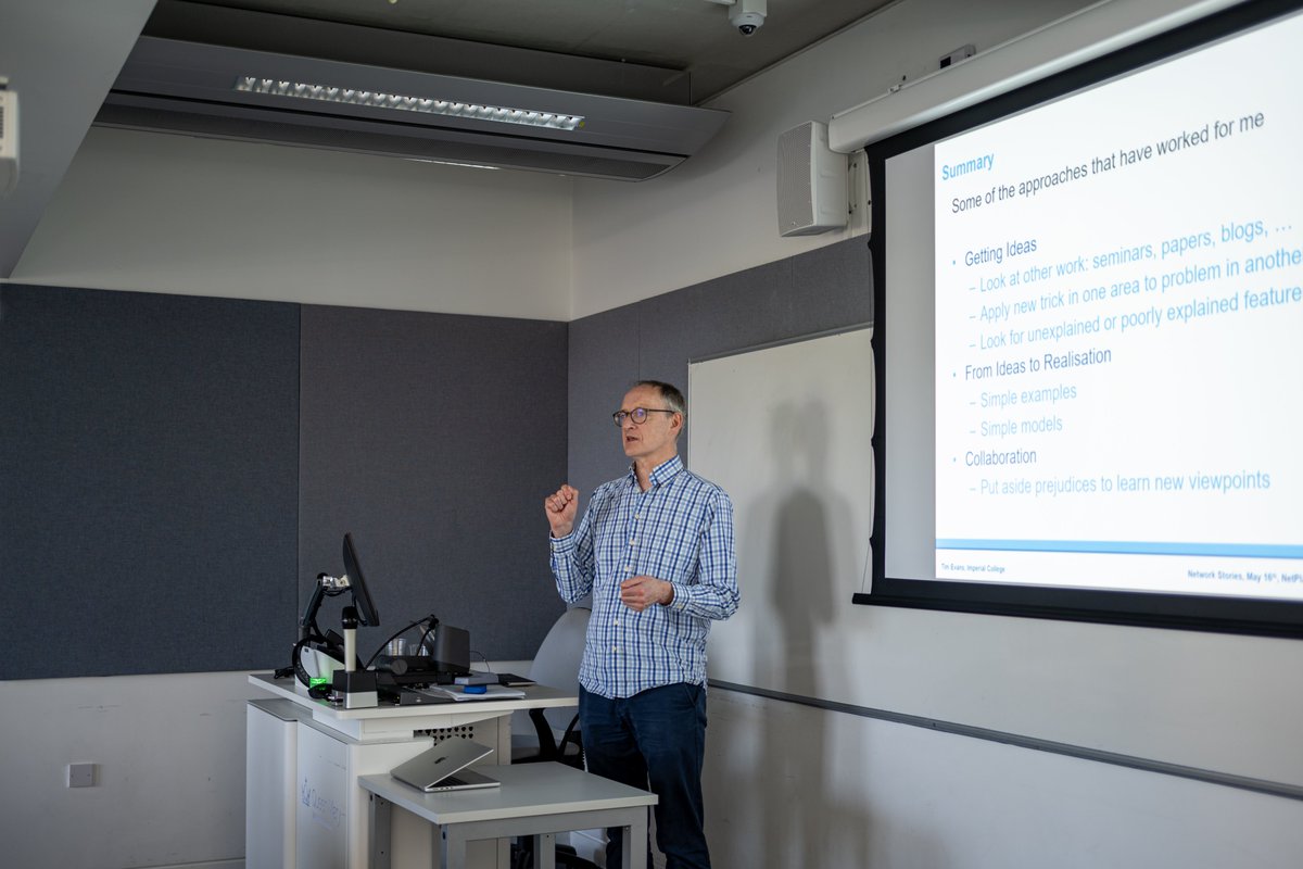 🔥🔥What a day at our Networks &amp; Physics workshop at QMUL! From thought-provoking talks to a hands-on Collabathon, we wrapped up with amazing projects presented by our participants. Huge thanks to the speakers and participants for the energy and insight!