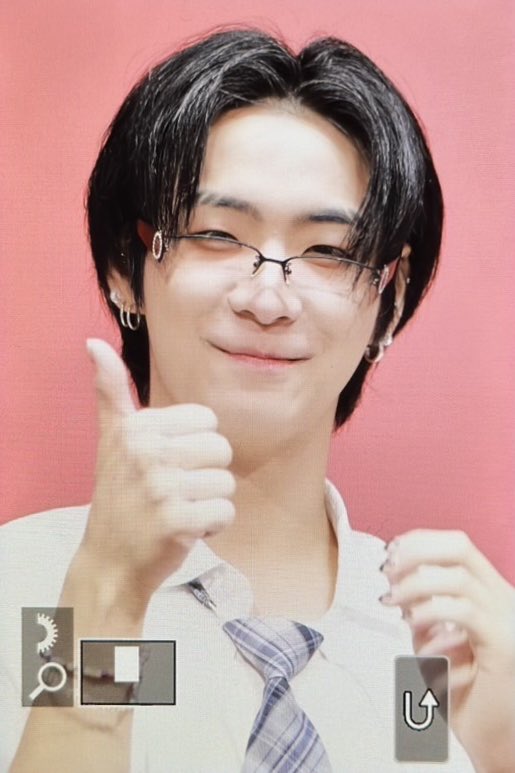 250527

Photo by @blanc_ntx225님

#NTX #엔티엑스 #RAWHYUN #로현<a href="/NTX_OFFICIAL_/">NTX</a>