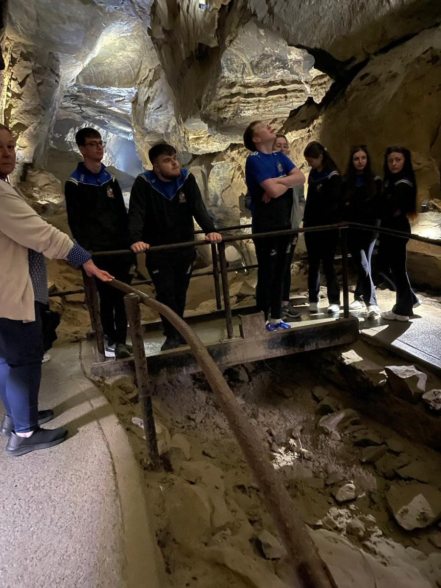 Our 5th year students soaked up the last of the sunshine last week with an enjoyable day out at <a href="/visitBurren/">Visit the Burren</a> and the Aillwee Caves.
