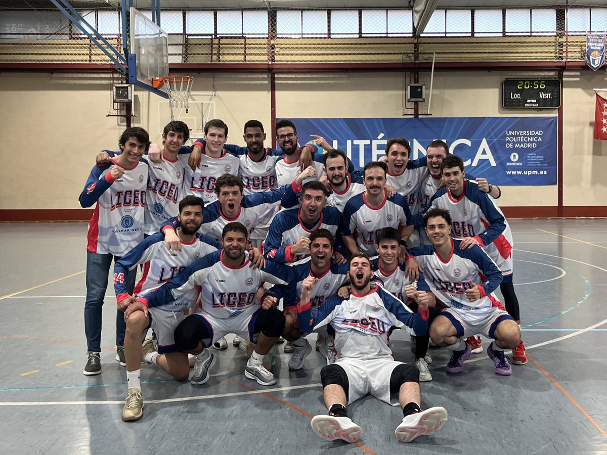 Garri_11's tweet photo. Y colorín colorado, este temporadón se ha acabado. No solo me llevo un Ascenso a Tercera Feb✅, sino el crecimiento profesional y personal que me ha dado este equipo desde el primer entreno. 

Muy agradecido del trabajo, esfuerzo y sacrificio que se ha hecho este año. 

🥉📈 https://t.co/YPMEc9FZbO