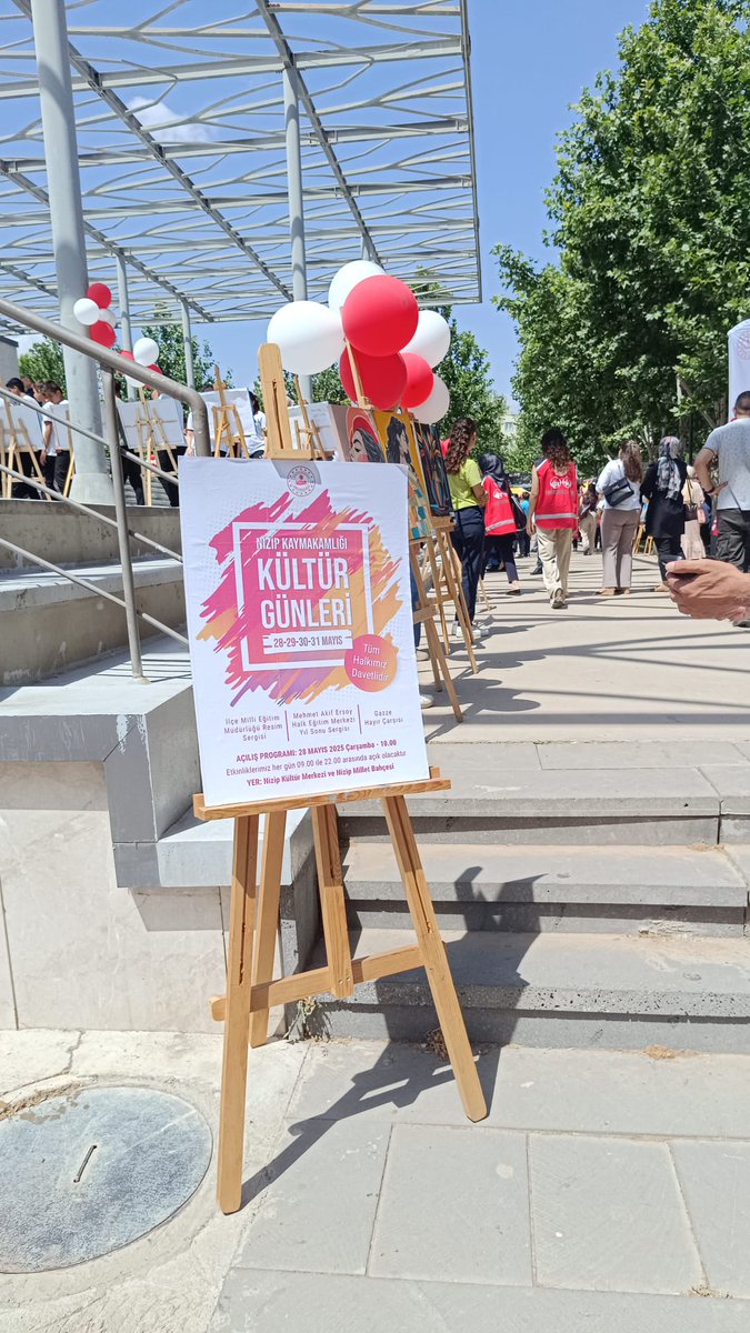 ✍📚Resmi açılışı yapılan "Nizip Kaymakamlığı Kültür Günleri" kapsamında Türkçe öğretmenimiz Cuma POLAT'ın standını ziyaret ettik.

<a href="/tcmeb/">Millî Eğitim Bakanlığı</a> <a href="/nizipgovtr/">T.C. Nizip Kaymakamlığı</a>
<a href="/Gaziantep_MEM/">Gaziantep İl Millî Eğitim Müdürlüğü</a> <a href="/erdalkilinc27/">Dr.Erdal KILINÇ</a>
<a href="/cengizgundes46/">Cengiz GÜNDEŞ</a> <a href="/M_Kilicparlar/">Metin KILIÇPARLAR</a>
<a href="/Halit__Ates/">Halit ATEŞ</a> <a href="/Hkendrc/">HALİL KENDİRCİ</a>
<a href="/cevdetarslan33/">Cevdet Arslan</a>
<a href="/MuzafferMavigok/">Muzaffer MAVİGÖK</a>
<a href="/Sherkomiser/">Cuma POLAT</a>