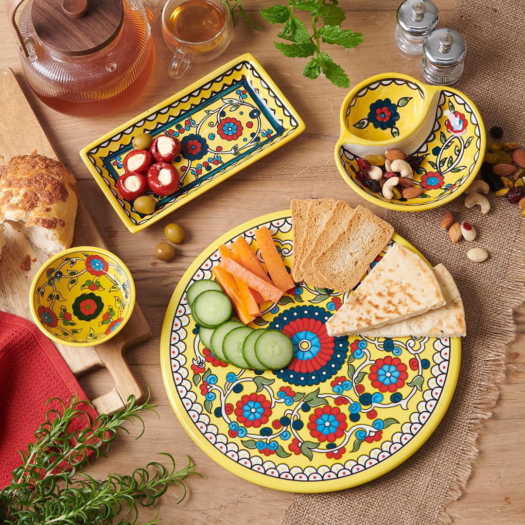 ✨ On our online shop - New vibrant Palestinian ceramics

Browse our new range of Palestinian ceramics – skillfully handcrafted, kiln-fired, then hand-painted with traditional floral designs:

👉shop.embraceme.org/collections/ne…