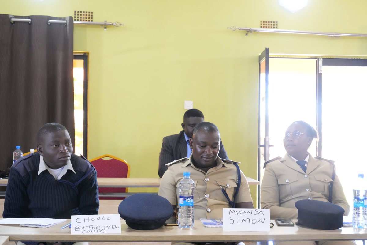 UNDPZambia's tweet photo. Respect, dignity &amp; accountability — core messages on Day 2 of Mpika Districts’ Sexual &amp; Gender Based Violence #SGBV training.   Thanks to our partner

@CanadaZambia
for supporting #EmpowerTheProtectors, providing #JusticeForSurvivors &amp;  helping to #EndSGBV. https://t.co/ggMLqy97Ut