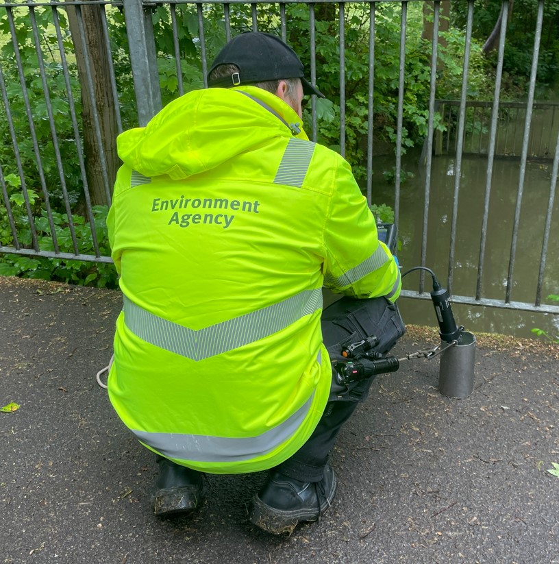 Env Agency Midlands (@envagencymids) on Twitter photo We are continuing to monitor water quality following a burst <a href="/stwater/">Severn Trent</a> drain in Braunstone Park, Leicester, over the weekend.
If you have environmental concerns please call our 24/7 hotline on 0800 807060. We are continuing to monitor water quality following a burst <a href="/stwater/">Severn Trent</a> drain in Braunstone Park, Leicester, over the weekend.
If you have environmental concerns please call our 24/7 hotline on 0800 807060.