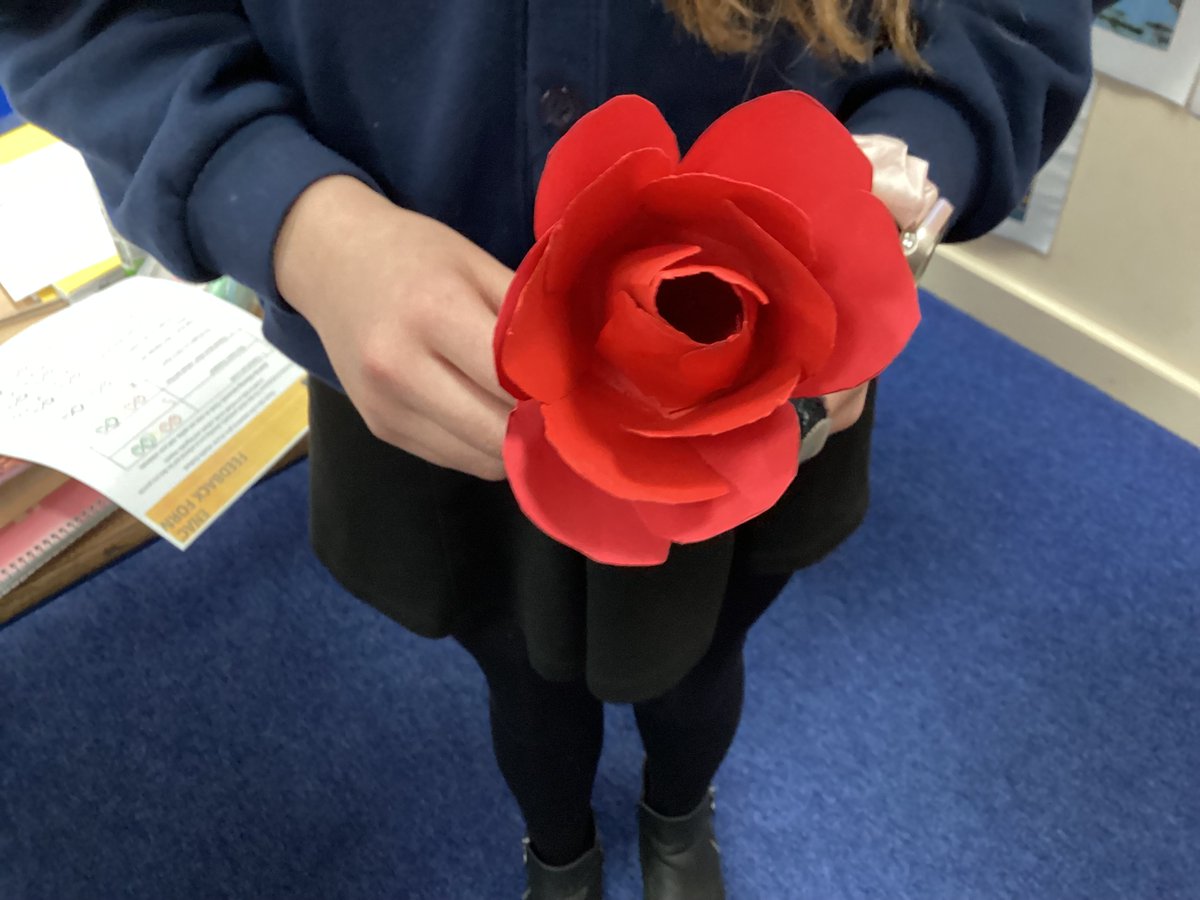EnactEuropa (@enacteuropa) on Twitter photo Still thinking about these beautiful Jordi de Roses year 5-6s from <a href="/bentondeneprim/">Benton Dene Primary</a> made
during our ENACT club visit last month! These handiworks are almost as incredible as their Spanish vocabulary🌹🌏 Still thinking about these beautiful Jordi de Roses year 5-6s from <a href="/bentondeneprim/">Benton Dene Primary</a> made
during our ENACT club visit last month! These handiworks are almost as incredible as their Spanish vocabulary🌹🌏